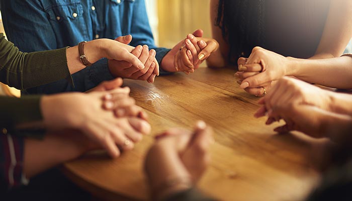 Renungan, 30 April 2019: “Daya Tarik Hidup Bagi Orang Lain” (Yoh 3:7-15)